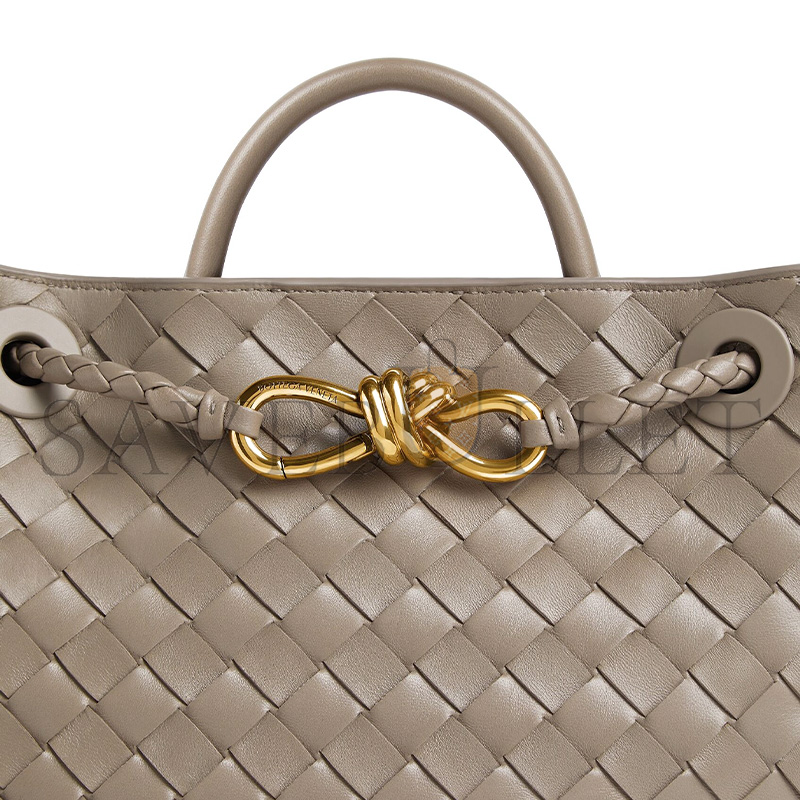 BOTTEGA VENETA SMALL ANDIAMO 766014VCPP12820 (25*20*10cm) BOTTEGA VENETA SMALL ANDIAMO 766014VCPP12820 (25*20*10cm)